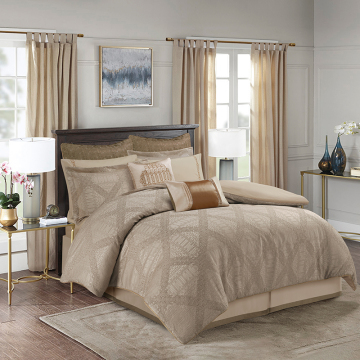 warmth Jacquard Embroidery comforter set