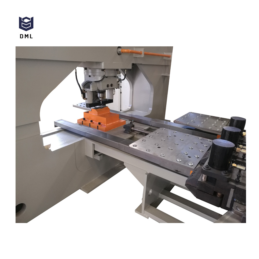 CNC Steel Plate Hole Punching Machine