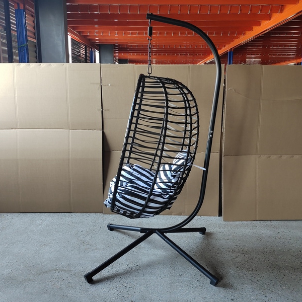 folding hanging chair with oval basket frame