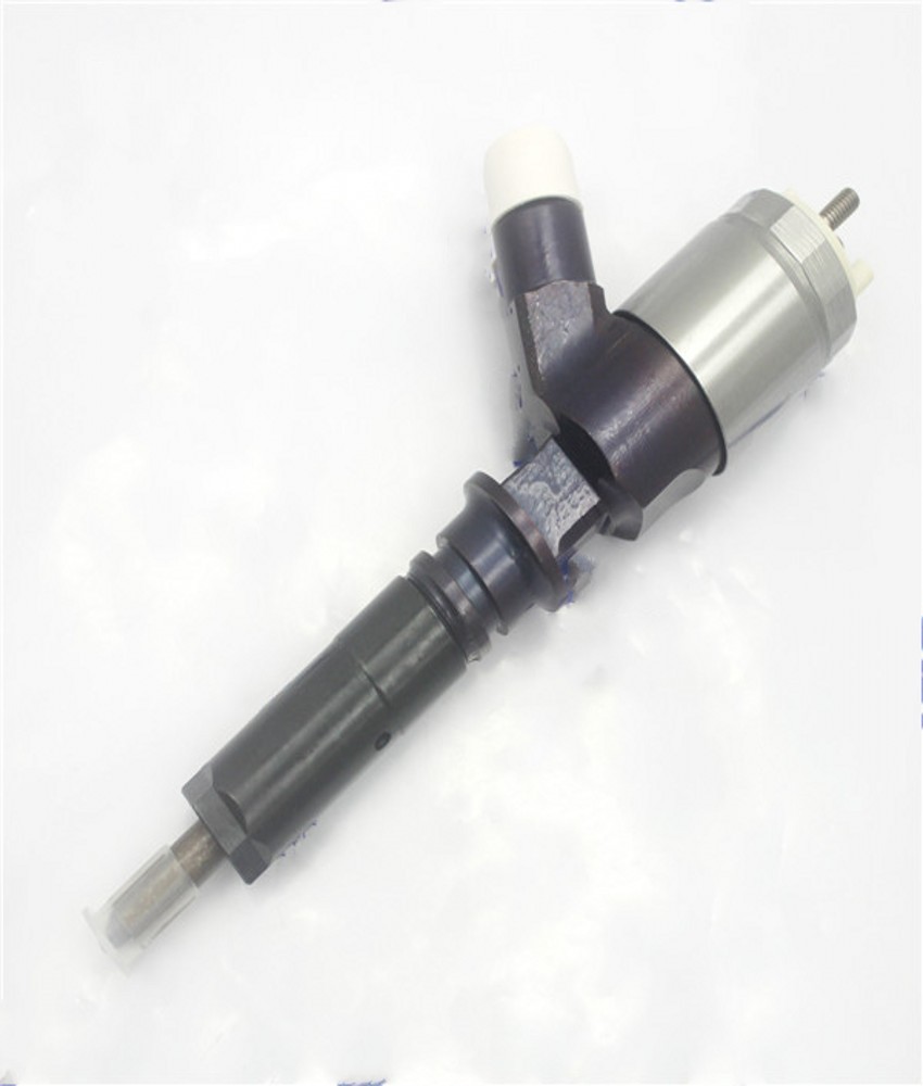 KOMATSU ENGINE SAA6D140E-3G INJECTOR 6218-11-3100