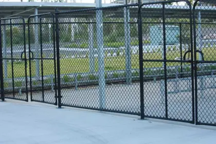 Excellent technology PVC coated chain link fence