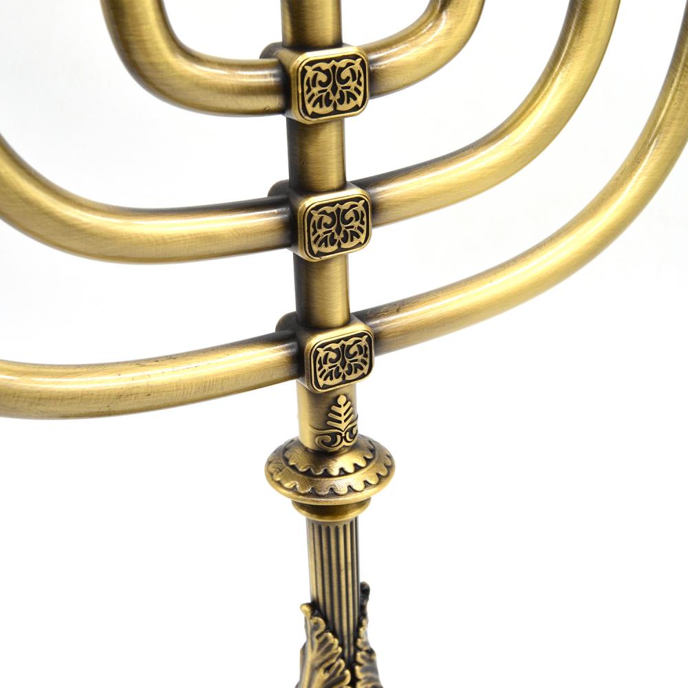 Kupferverjüngerkerzenhalter für Hanukka