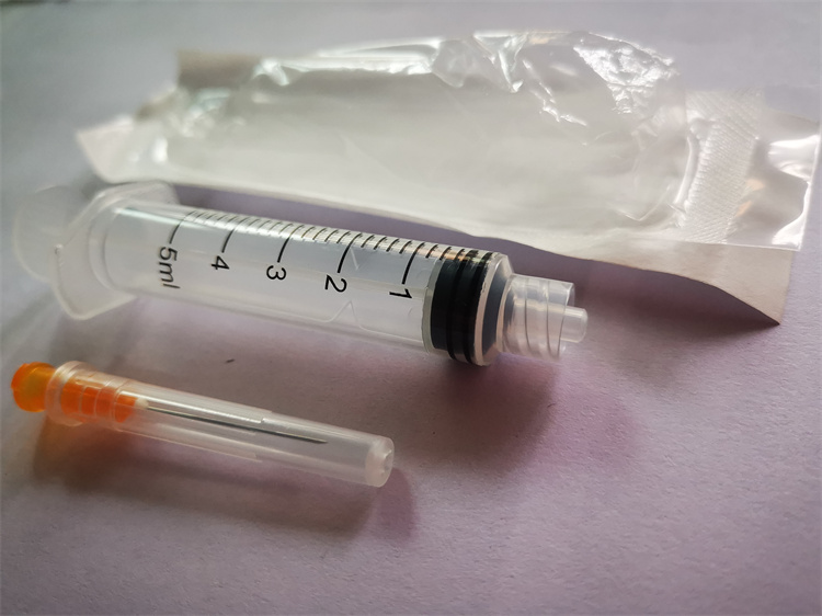 Autodisposable Syringe