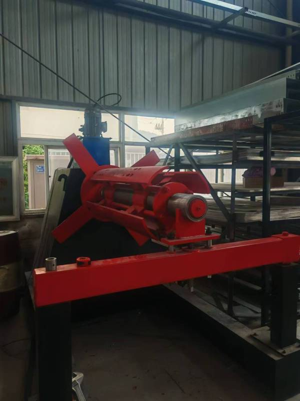 Bridge forming machine