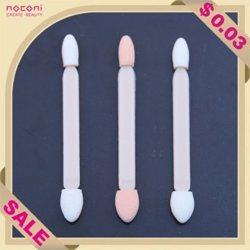 noconi double end Eye Shadow Applicator on stock