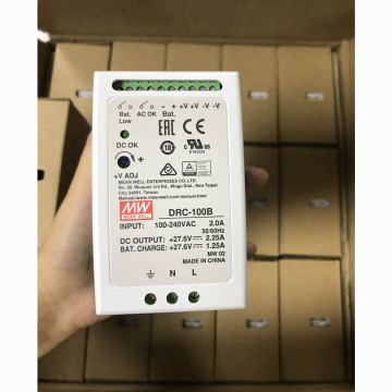 잘 어울리는 DRC-100B 100W 27.6V AC OK 보안 시스템 배터리 충전기 CCTV UPS 배터리 백업이 포함 된 24V 전원 공급 장치 "그러나 검색 엔진 제목의 경우 여전히 설명을하고 싶을 때 더 간결하게 설명 할 수 있습니다. DRC-100B
