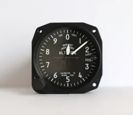 3 1/8" Aircraft Altitude Indicator With Three Pointers Bg-3e
