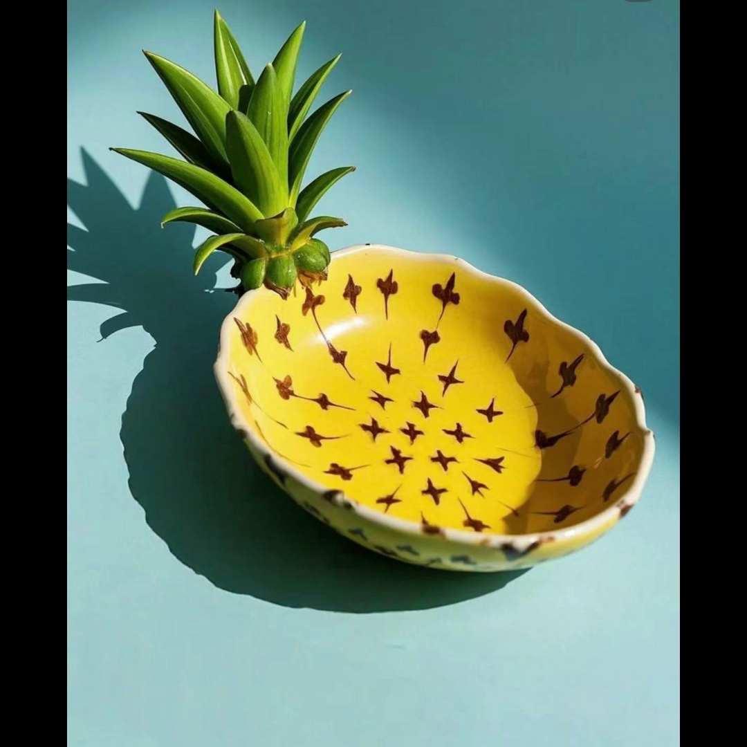 Creative Pineapple Bowl - Fun and Unique Fruit Dish