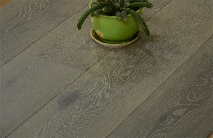 High-Quality 3-Layer Gray Oak Brush-Treated Engineered Wood Flooring