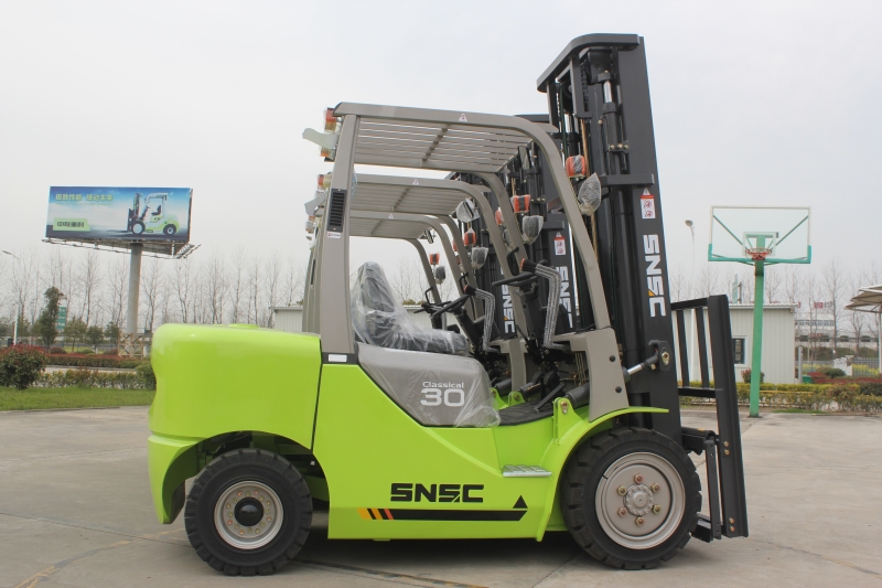 3 Ton Forklift Trucks