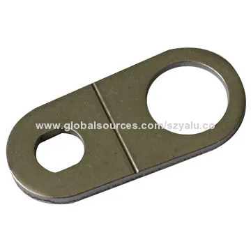 Steel plate stamping part with piercing for vehicle