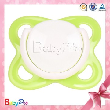 2015 New Design Custom Silicone Baby Pacifier Mold With Cover