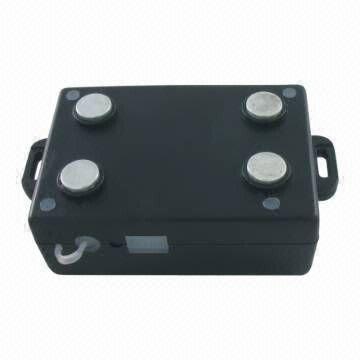 Personal GPS Tracker with History Record Capacity of 32,768 Dots, Free Upload & Display on Website