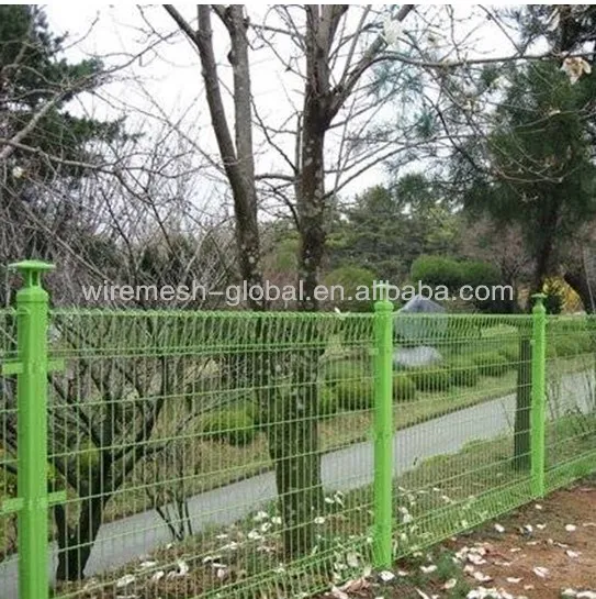 Hot Galvanized and PVC Coated Curvy Wire Mesh Fence