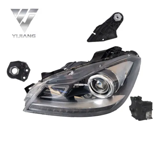 Mercedes C-Class 204 Headlight Headlamp Repair Kit and Bracket Set