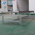 Short unpowered roller conveyor