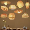 Grande lustre de pingente de bambu de vime com lâmpada decorativa de vime