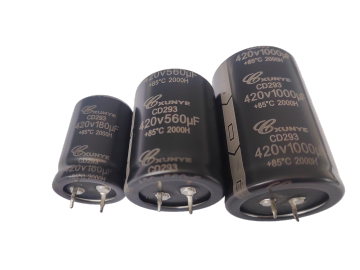 Long term high-voltage horn type electrolytic capacitor