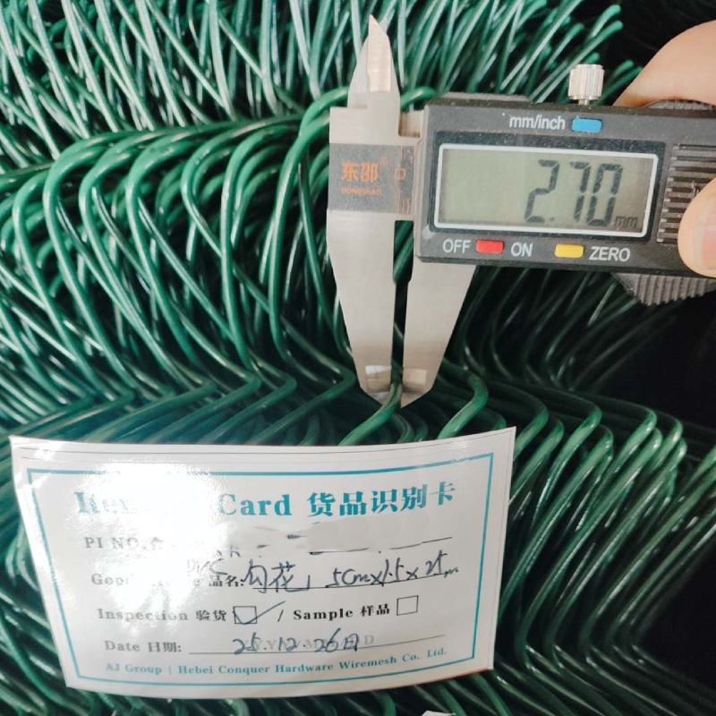 ANJIA Group plastic coated chain link fence roll black and green color options for residential commercial fencing