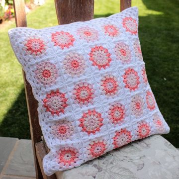 Wholesale Eco-Friendly Crochet Cushion Cover Making