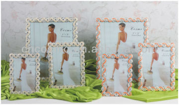 Best sell in UK Twist Epoxy Coated Jeweled Photo Frames