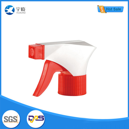 بخاخة بلاستيكية صفراء مع فوهة قابلة للتعديل