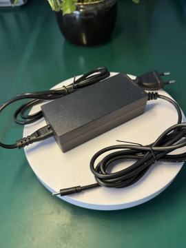 19V 65W Wall Plug Adapter