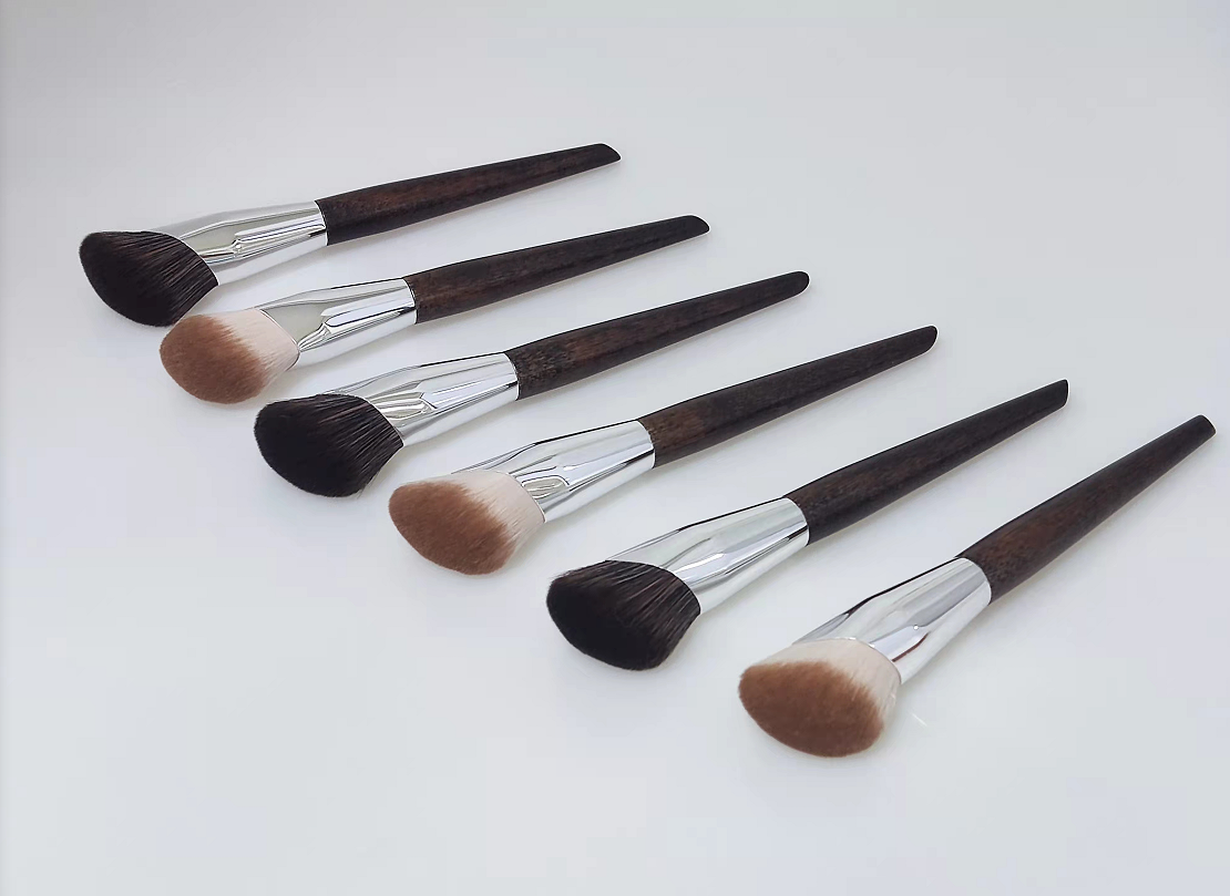 Cosmetics Brushes 004