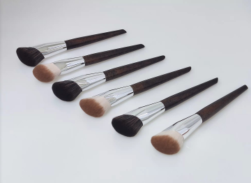 Vendre à chaud 2 pcs maquillage brosses outils cosmétiques brosses cheveux doux accepter le logo OEM gratuitement