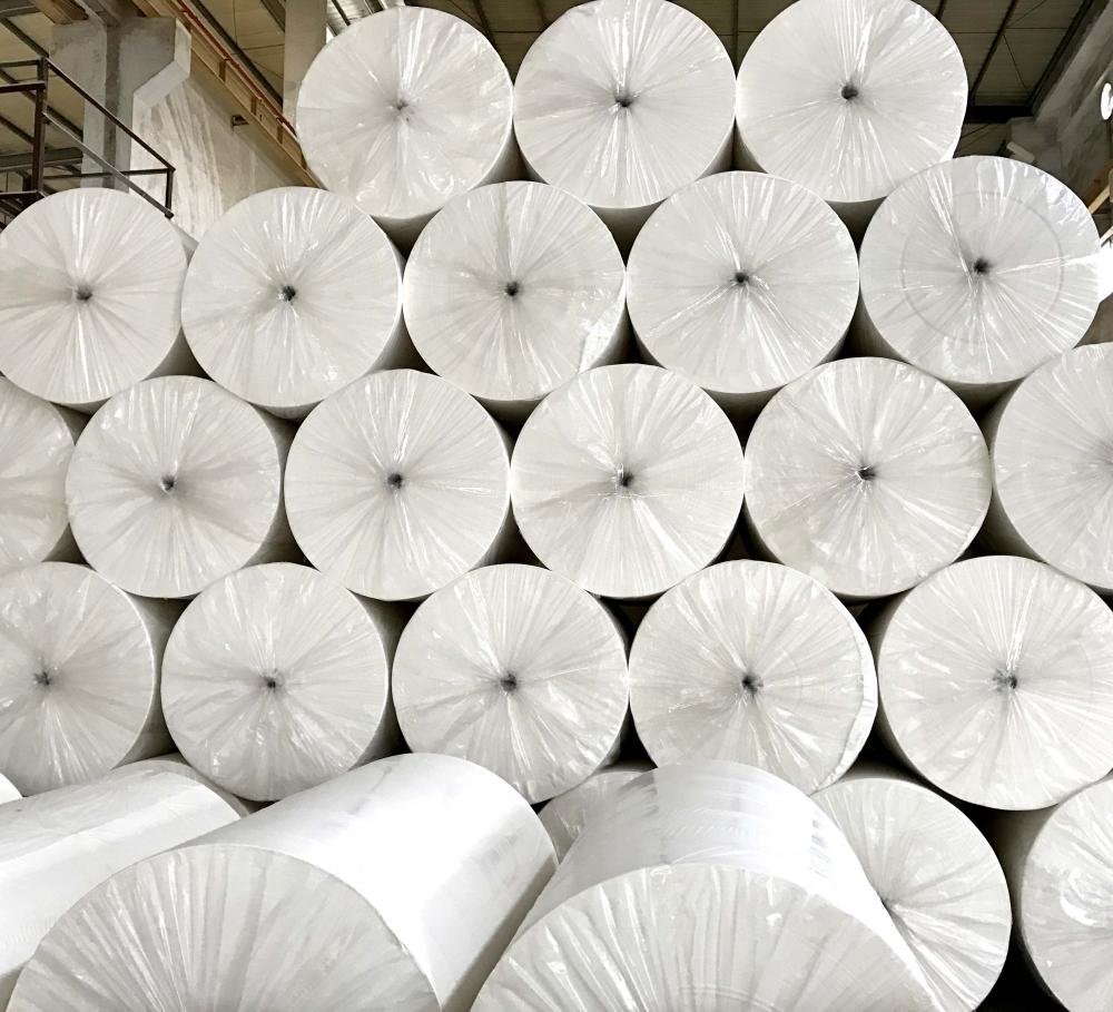 Rollo de jumbo de papel de seda para convertir la planta