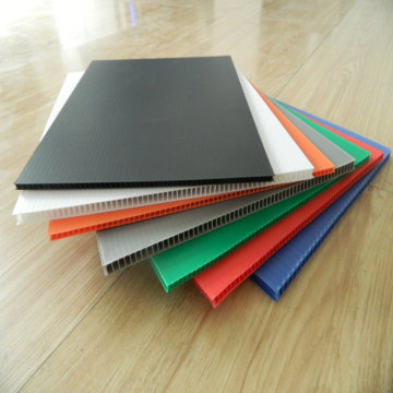 2015 newest 2mm thickness black pp hollow sheet corrugated sheet in China Factory