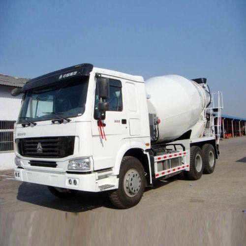 HOWO Good Quality concrete mixer truck price For Sale