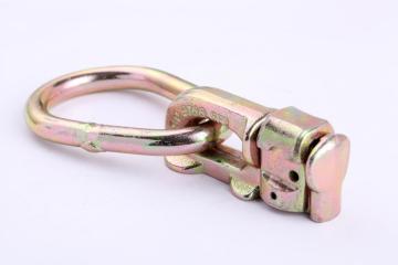 Double Stud Fitting With Oval Ring Breaking Force 2727 Kg