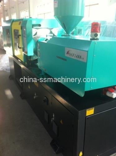 148 Tons Servo Motor Injection Molding Machine 