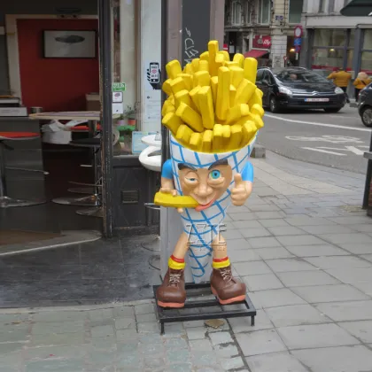 Decoration cartoon resin fiberglass french fries statue