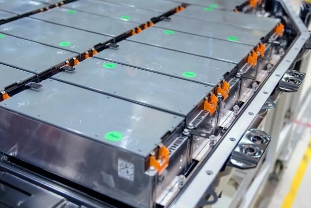 New High-energy-density Solid-state Energy Storage Battery​