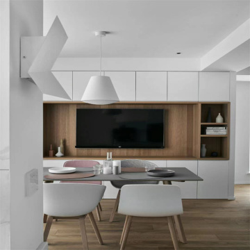 Unbanked fill TV cabinet