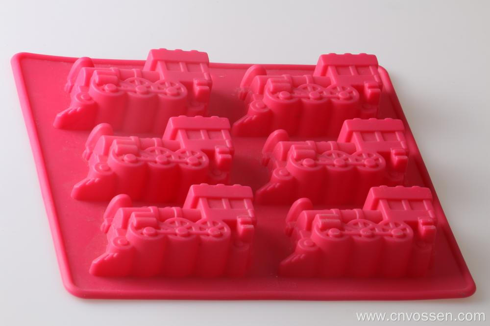 Train  shape cake mold