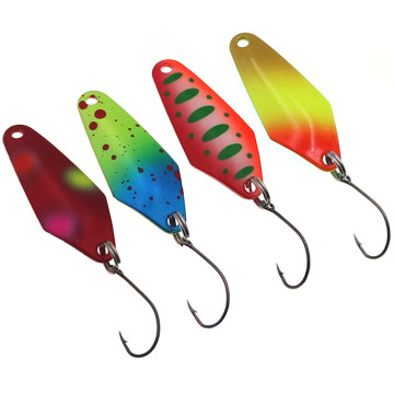 2.3g Casting Metal Spoon Fishing Spinner Bait with Single Hook - Two-Sided Color