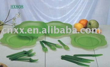 16-piece flower picnic set