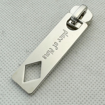 Customizable Neostar Logo Badges and Accessories for Handbags, Clothing, and Wallets