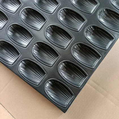 Black Non-Stick Madeleine Mold Cake Pan for Oven Baking