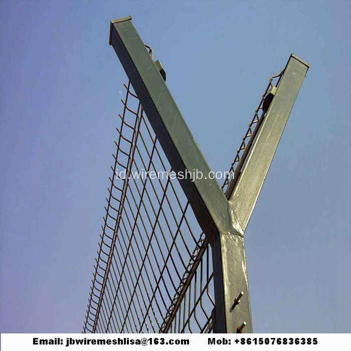 Y Type Welded Wire Mesh Fence / Pagar Bandara