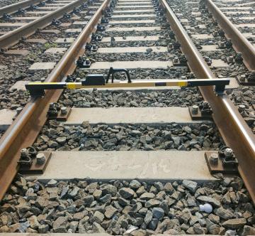 Digital Track gauge for checking the rail gauge measuring back to back distance
