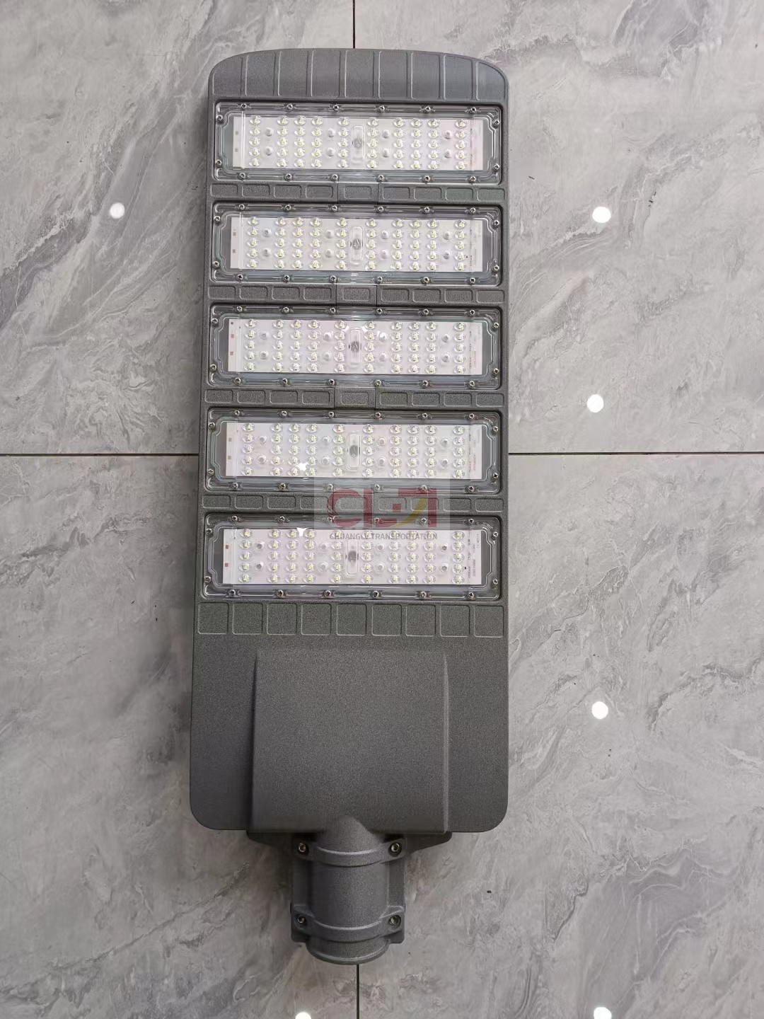 High-Efficiency Powered LED Street Lights for Urban Areas