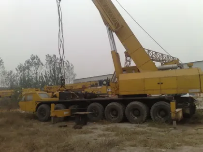 Sell Japan made kato nk800E mobile truck Hydraulic crane used kato crane used kato 80ton crane +8613818259435