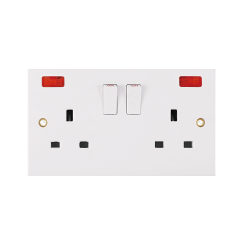 Z Serie 2 Gang 13A Switched Socket