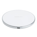 Caricabatterie wireless Qi veloce in lega di alluminio da 10 W.