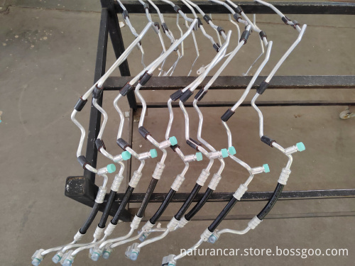 Wholesale Air Conditioner Hoses: High Performance Flexible Pipe for Ford Automotive AC Systems (OE 1330200 1062523)