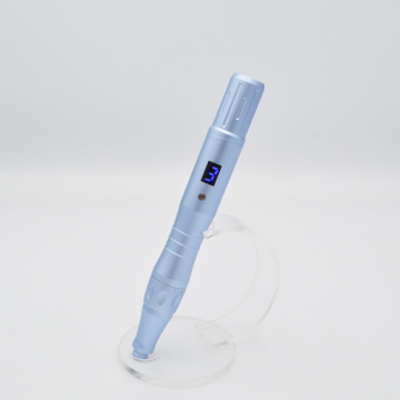 Digital zeigen zwei Batterien Electric Derma Pen